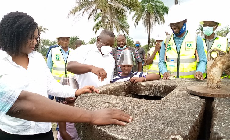 President Bio visits Bonthe Water project site